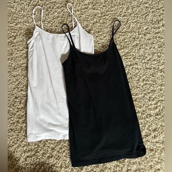 Forever 21 Black and White Spaghetti Straps Size S - Picture 1 of 1